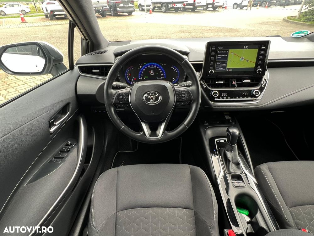 Toyota Corolla - 20