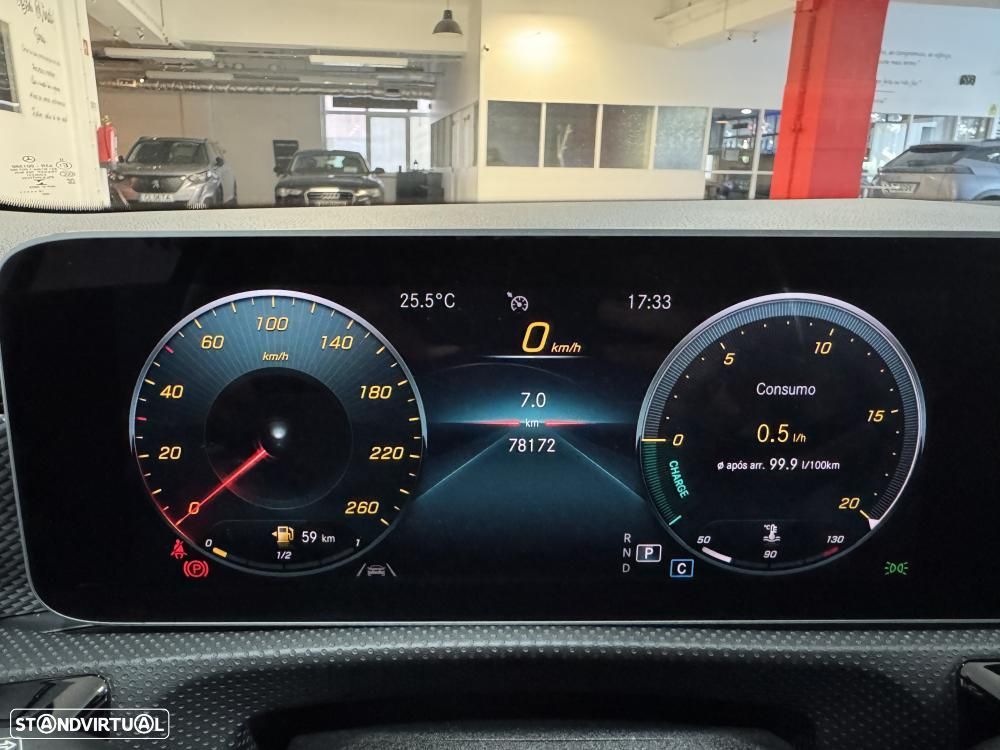 Mercedes-Benz A 180 Limousine d Progressive Aut. - 32