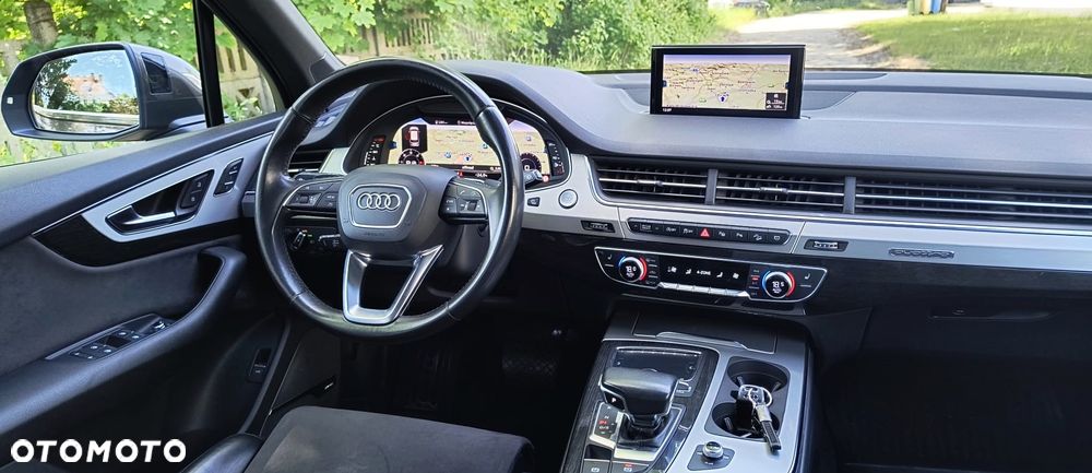 Audi Q7 - 8