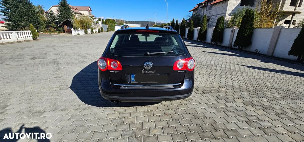 Volkswagen Passat Variant 2.0 TDI Trendline DPF DSG - 7