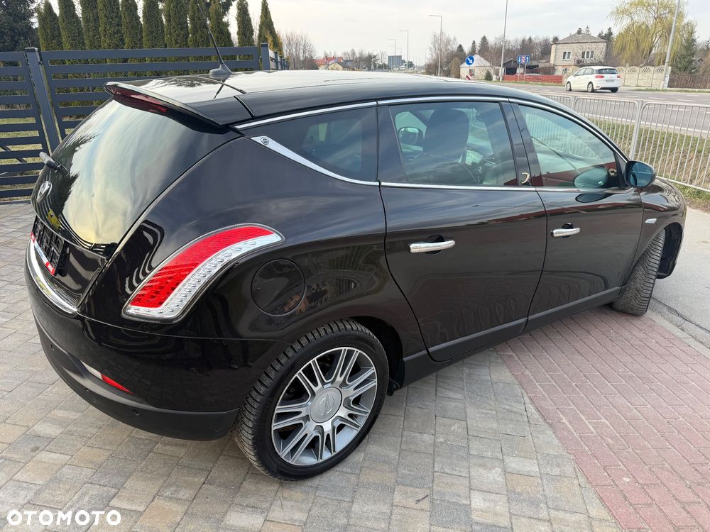 Lancia Delta 1.8 Di TurboJet 16v Automatik Platinum - 10