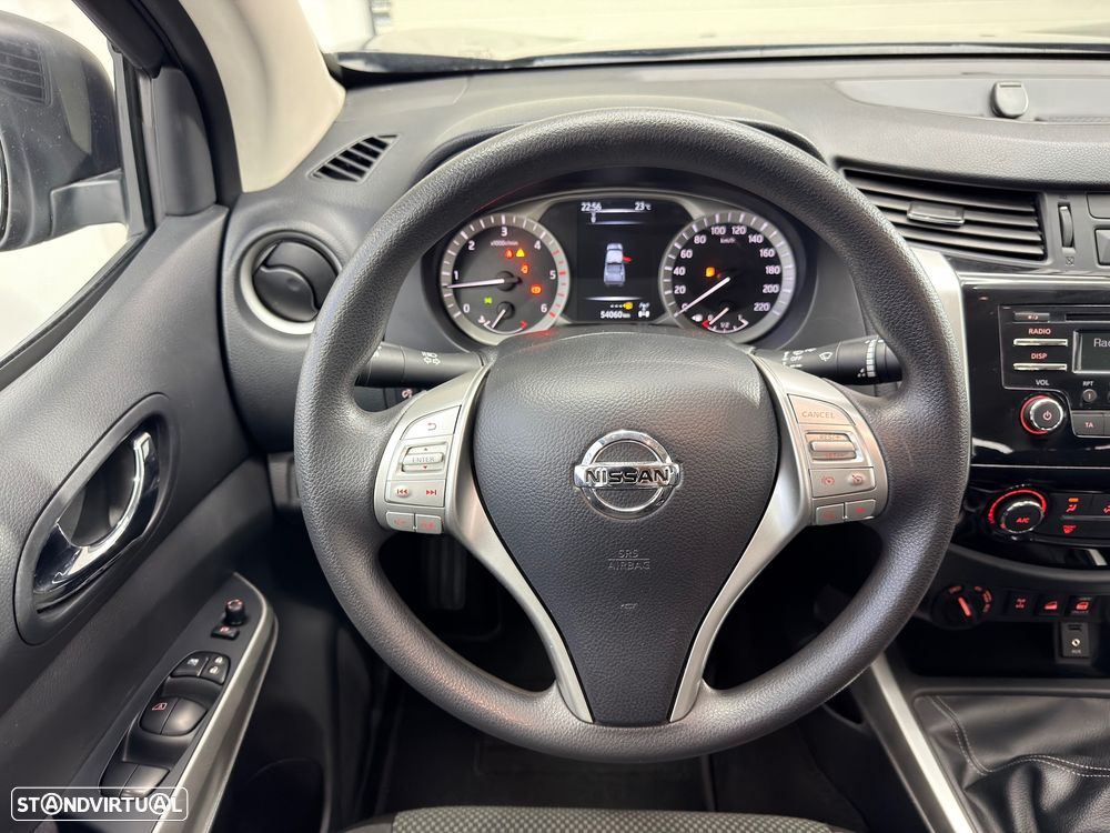 Nissan Navara 2.3 dCi CD 4WD Tekna - 25