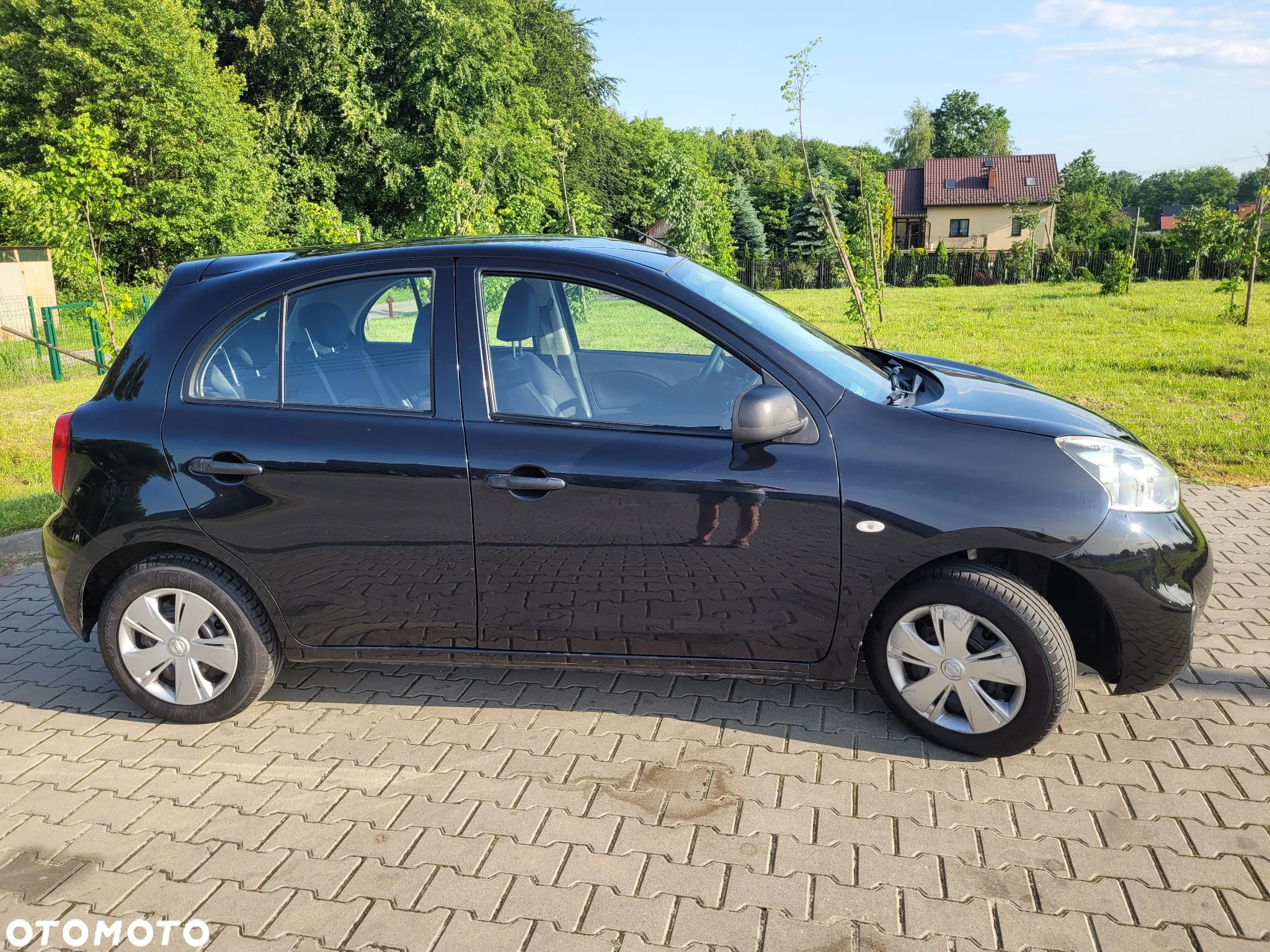 Nissan Micra - 2