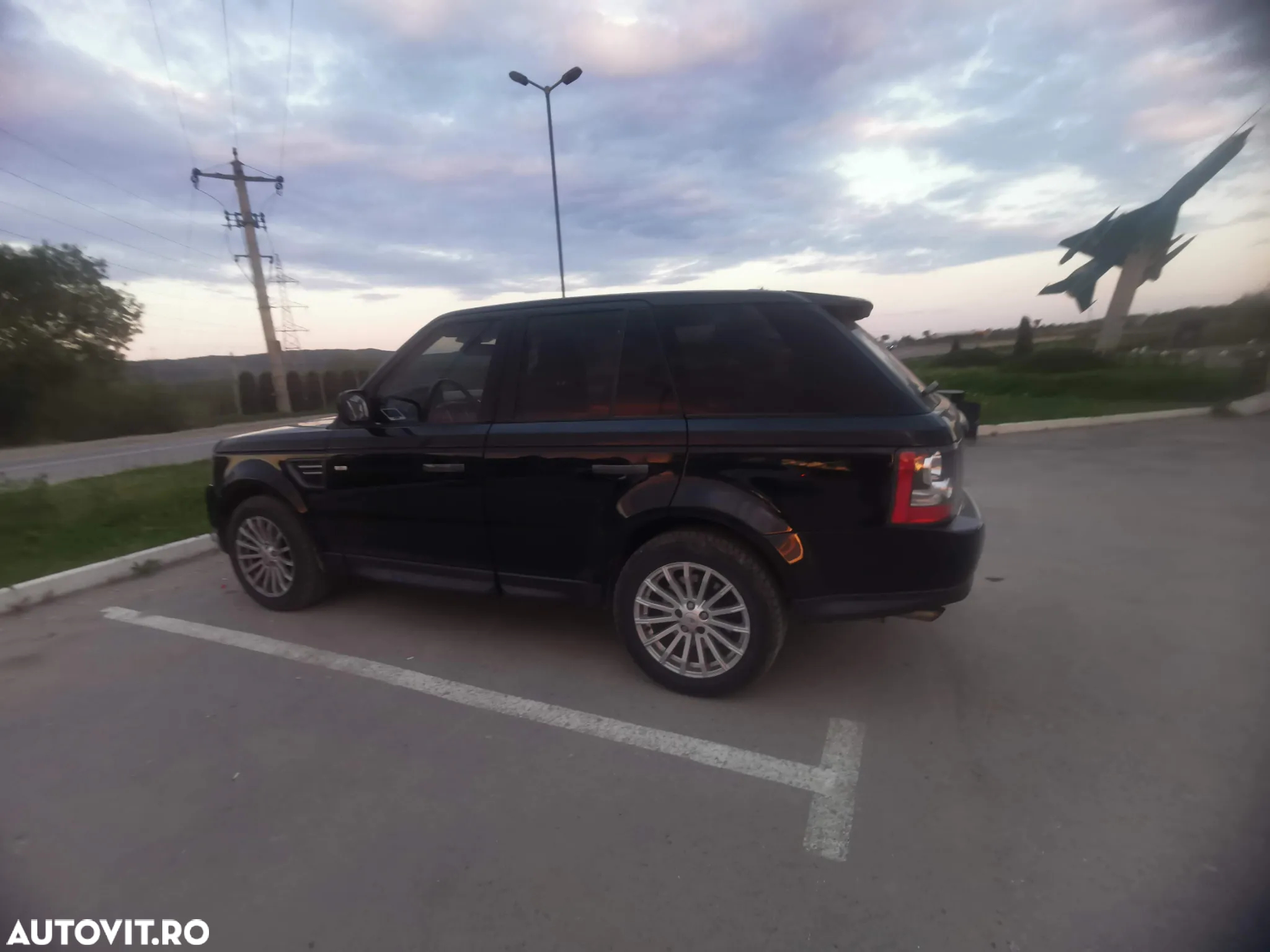 Land Rover Range Rover Sport 3.0 TDV6 SE - 9
