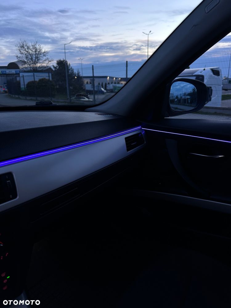 BMW Seria 3 320d DPF - 16