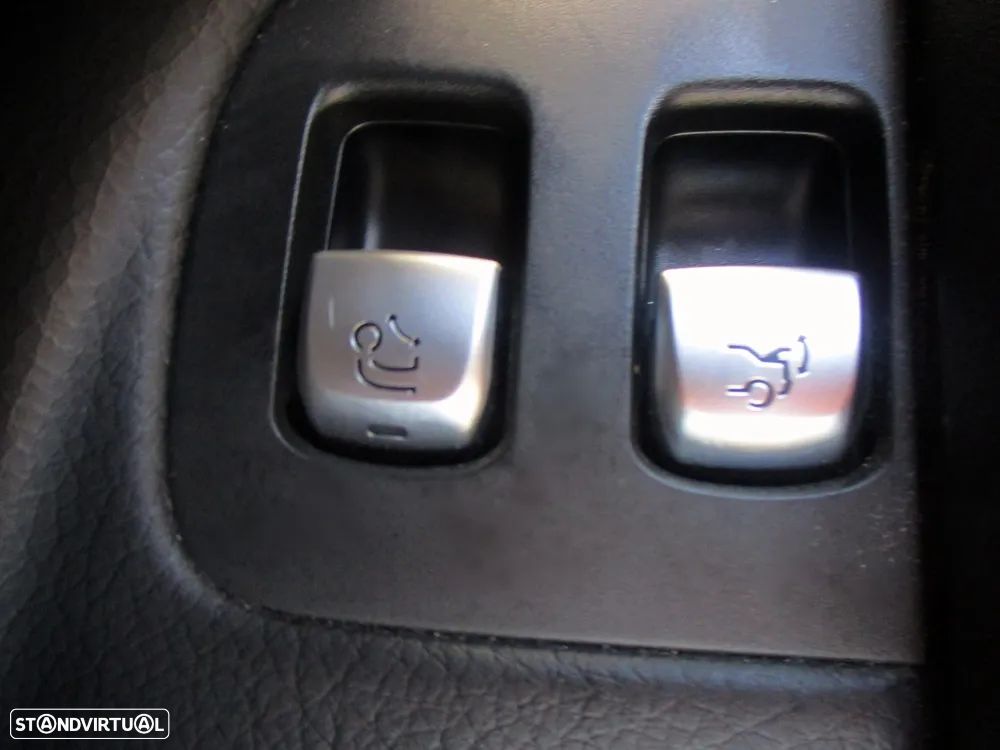 Mercedes-Benz E 200 d T 9G-TRONIC Exclusive - 31