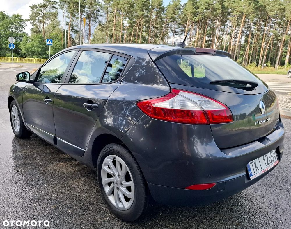 Renault Megane ENERGY dCi 110 Start & Stop Bose Edition - 7