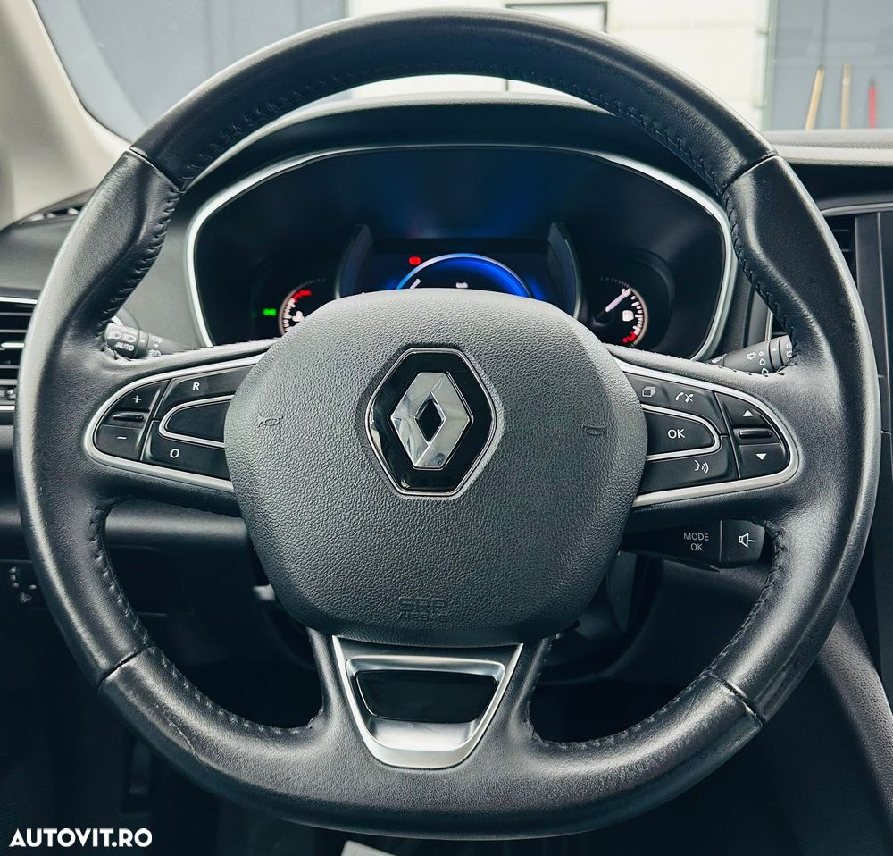 Renault Megane BLUE dCi 115 BUSINESS EDITION - 31