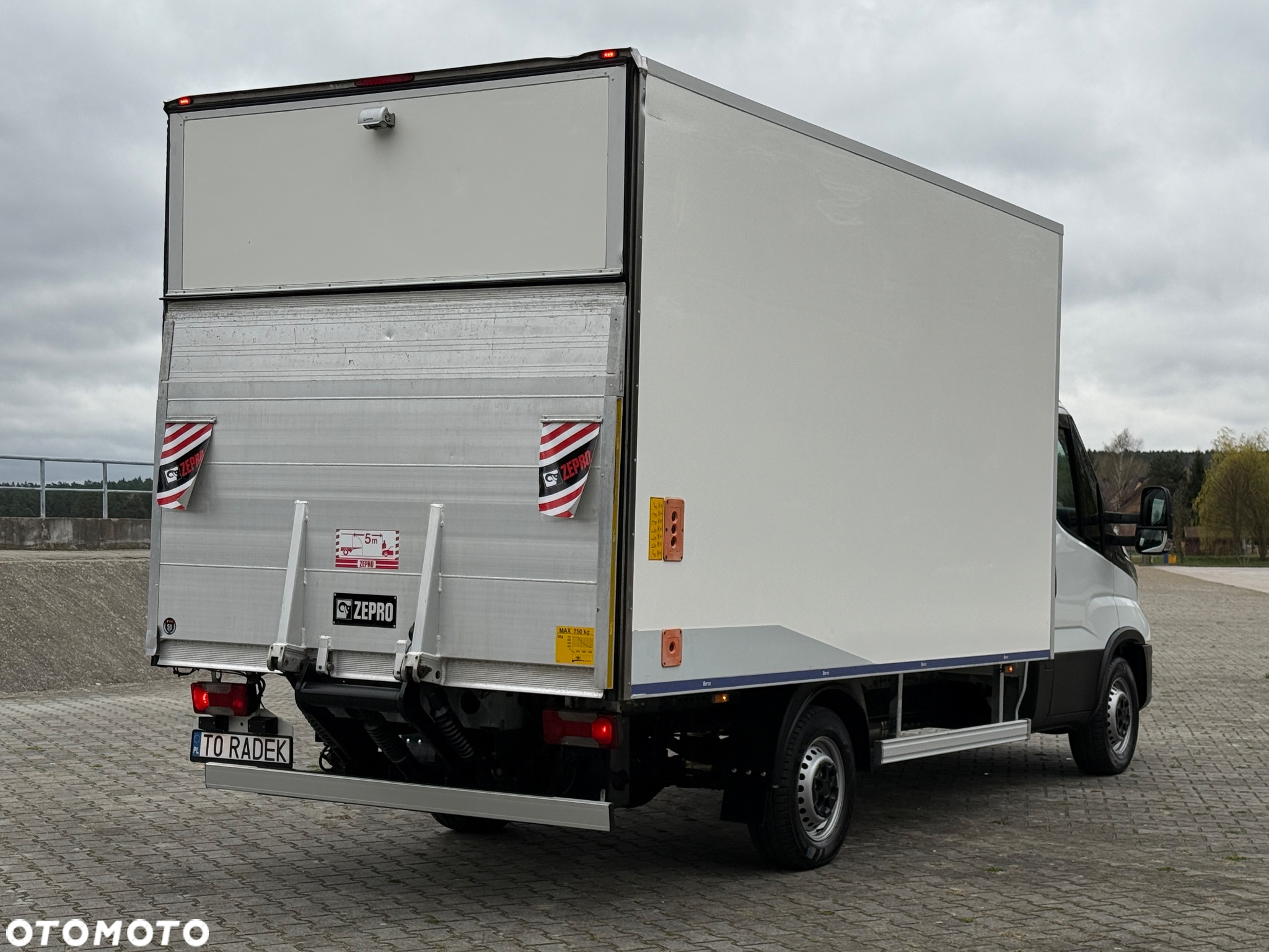 Iveco DAILY 35-160 160KM Hi Matic *Resor+Poduszka* Full LED Kontener * Izoterma +Winda 750KG SUPER STAN!!! - 5