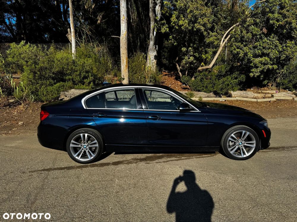 BMW Seria 3 330i Sport Line sport - 3