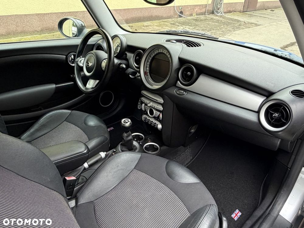 MINI Cooper - 7