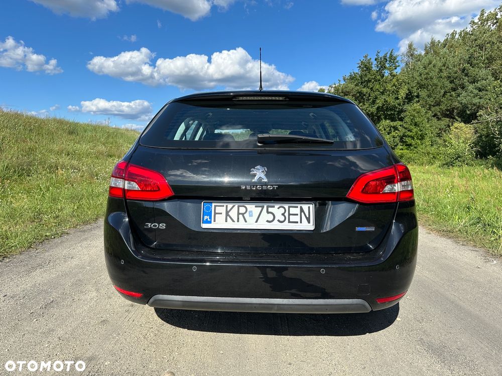 Peugeot 308 1.2 PureTech Allure S&S EAT6 - 5