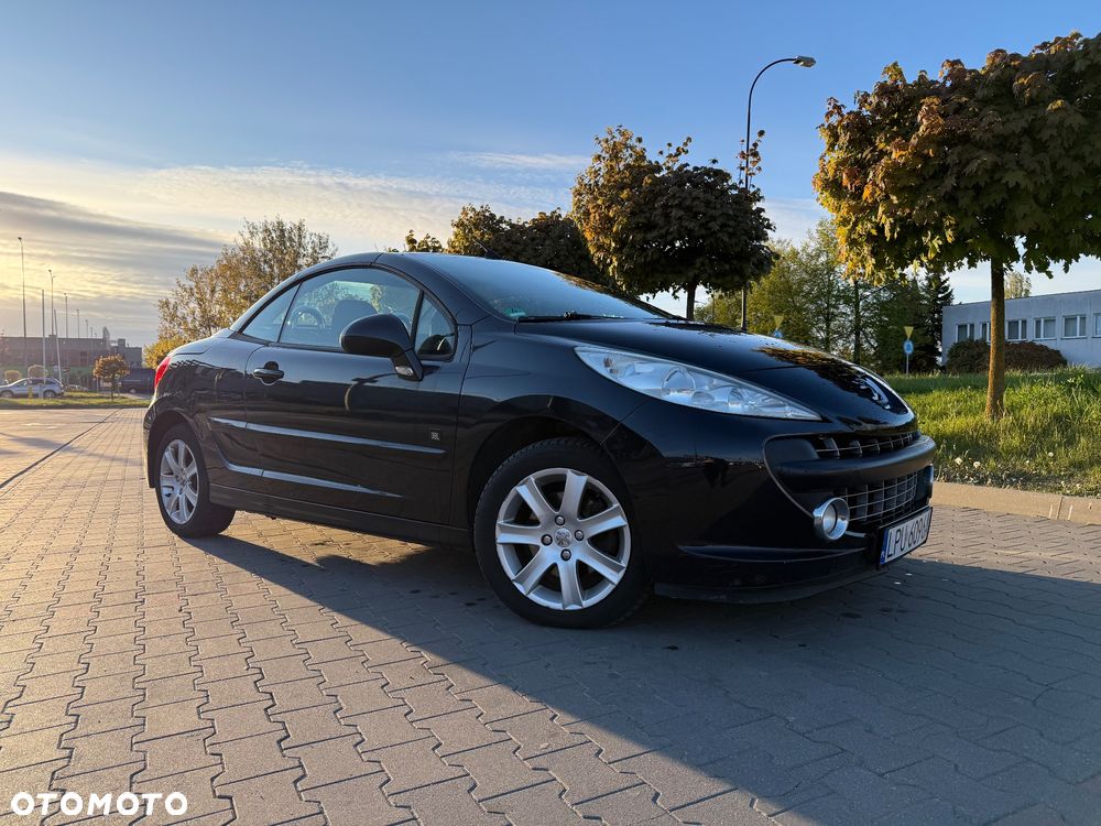 Peugeot 207 CC 1.6 Intense - 11