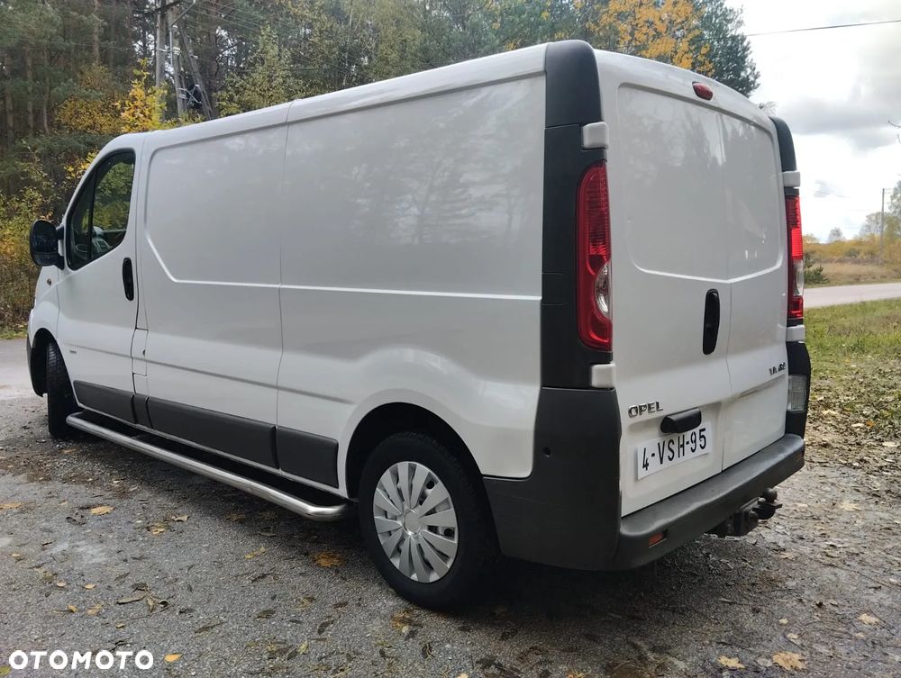 Opel Vivaro - 2