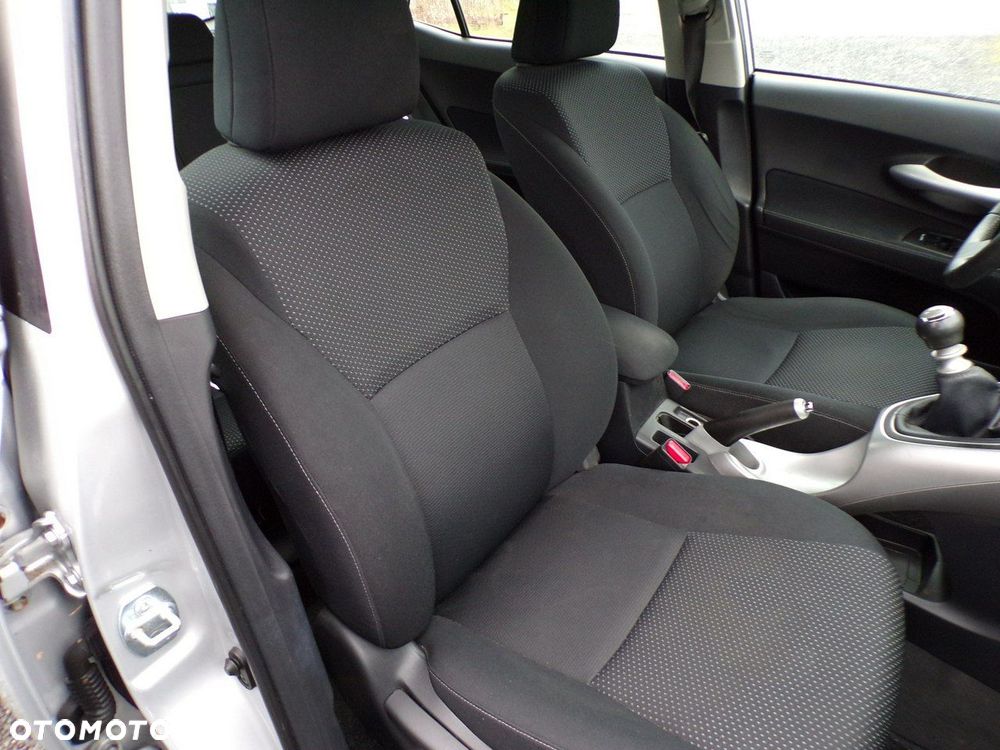Toyota Auris - 19