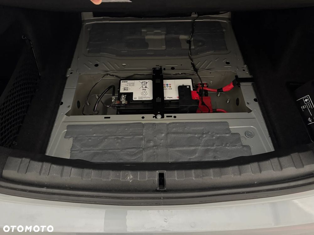 BMW Seria 3 330i xDrive M Sport sport - 33