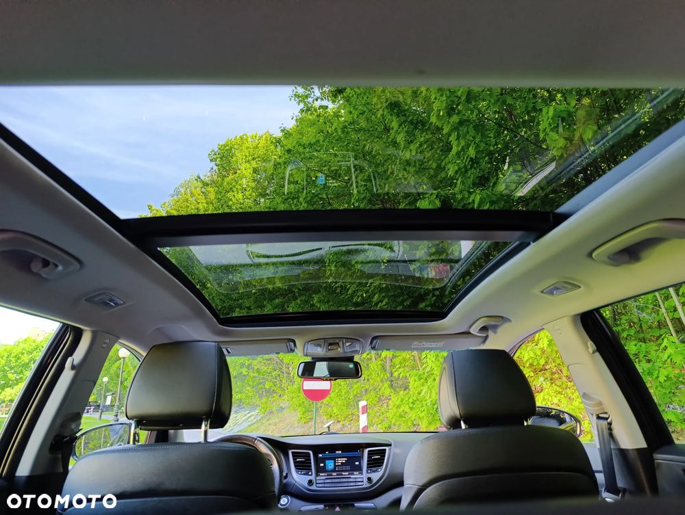 Hyundai Tucson 2.0 CRDI Premium 4WD - 27