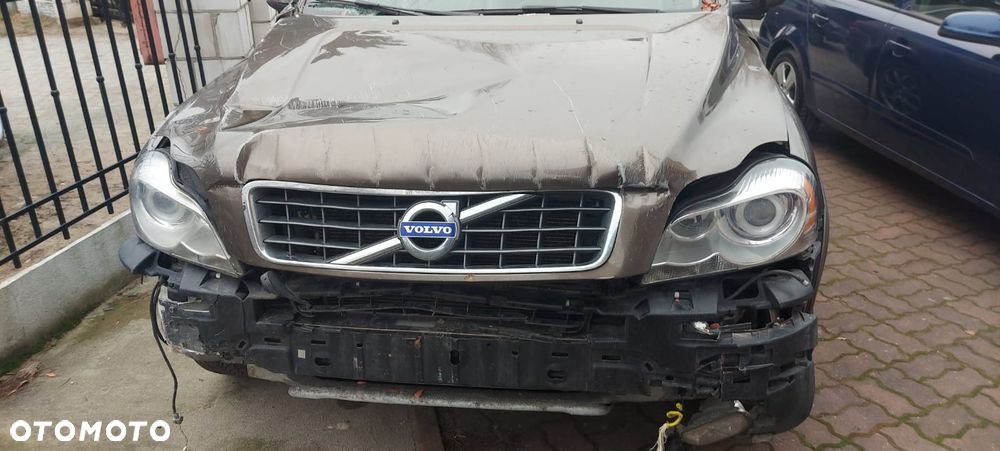 Volvo XC 90 - 3