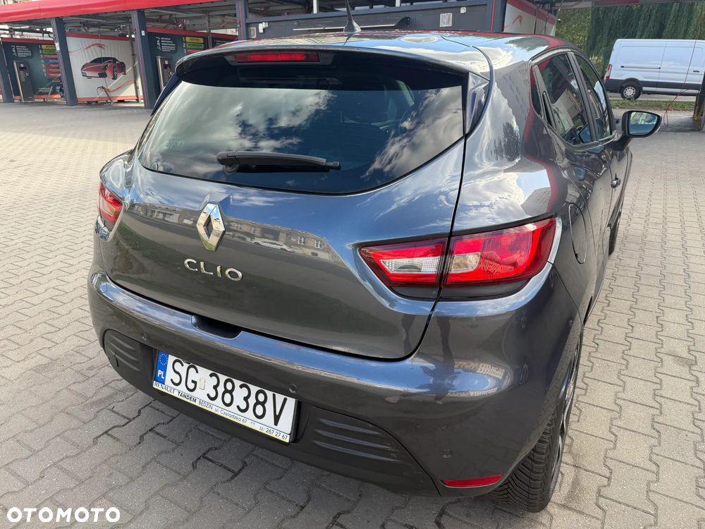 Renault Clio 1.2 16V Alize - 11
