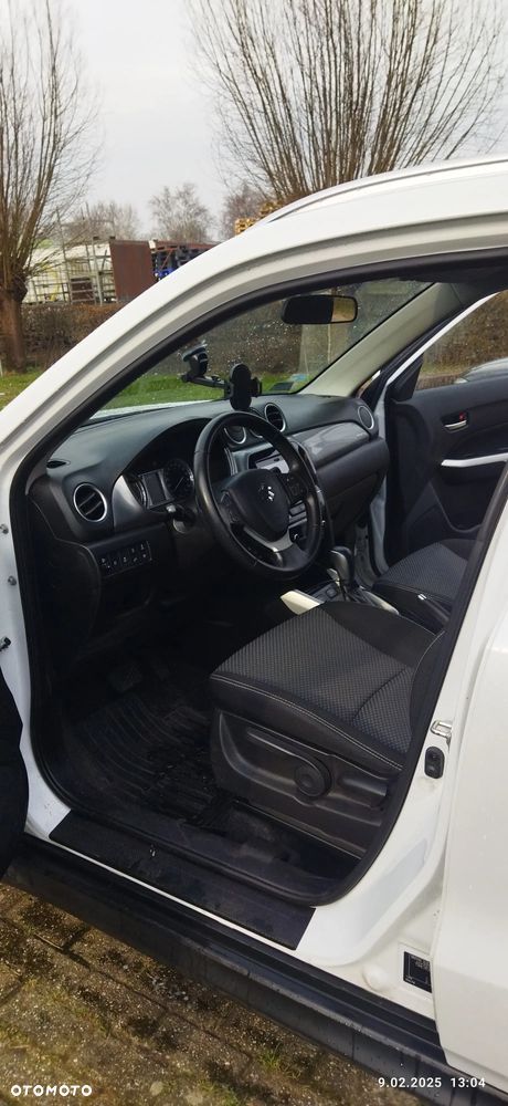 Suzuki Vitara 1.6 Comfort 4WD - 12