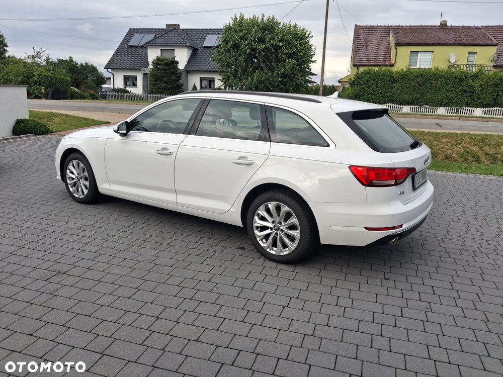 Audi A4 Avant 2.0 TDI - 32