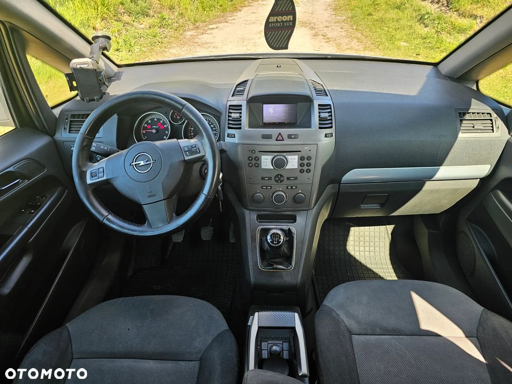 Opel Zafira 1.6 Enjoy - 5