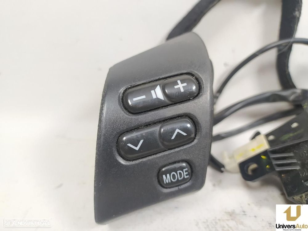 COMANDO VOLANTE TOYOTA COROLLA VERSO 2006 - - 1