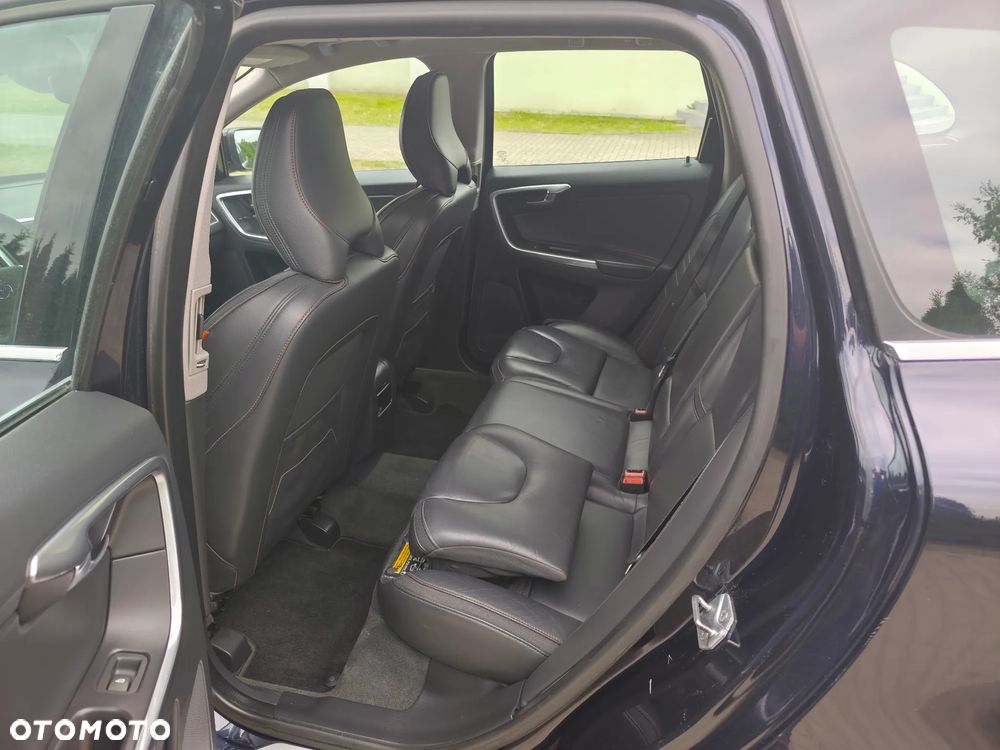 Volvo XC 60 D3 Geartronic Ocean Race - 28