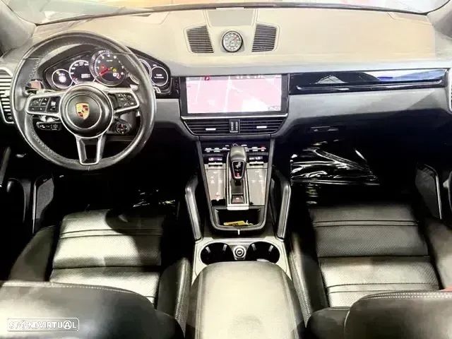 Porsche Cayenne Platinum Edition - 12