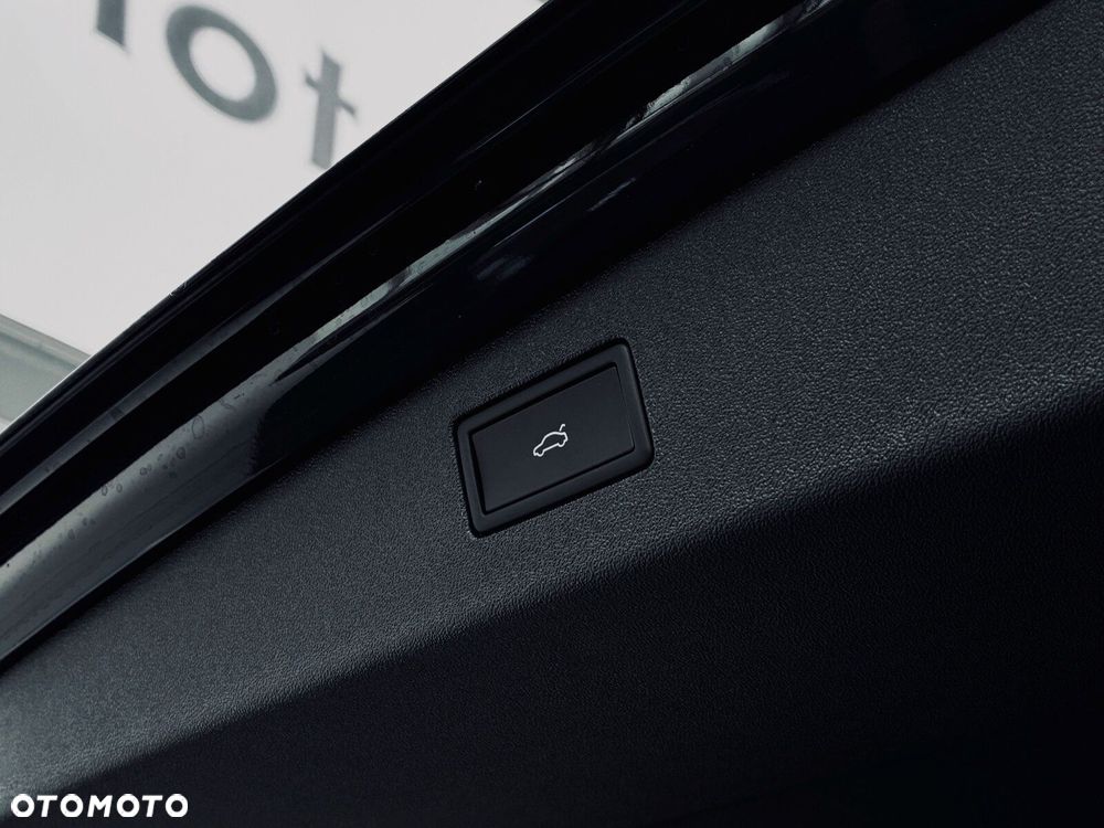 Volkswagen Tiguan - 24