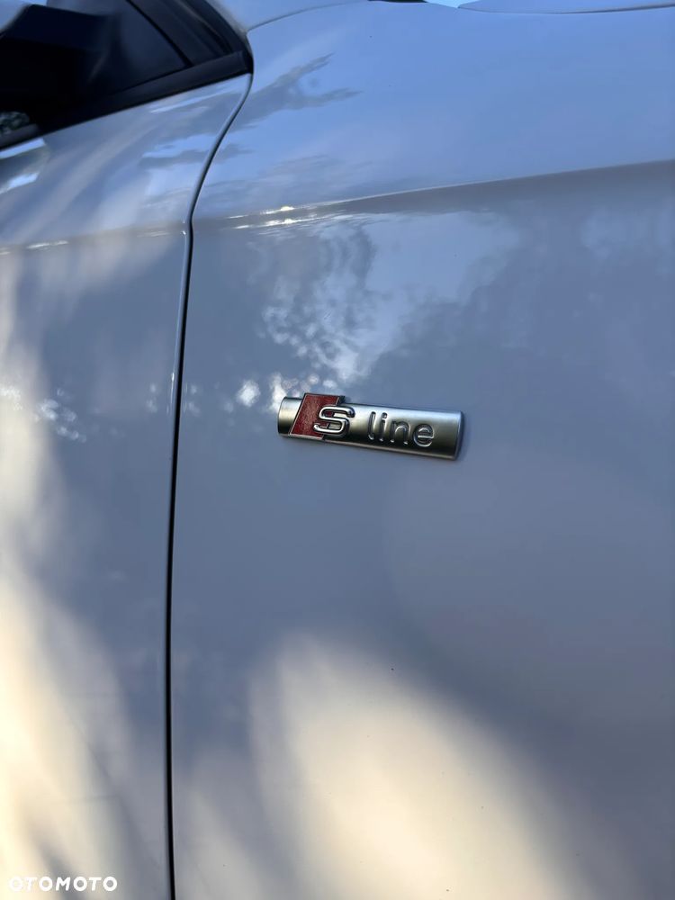 Audi A4 Avant 2.0 TDI DPF S line Sportpaket - 7