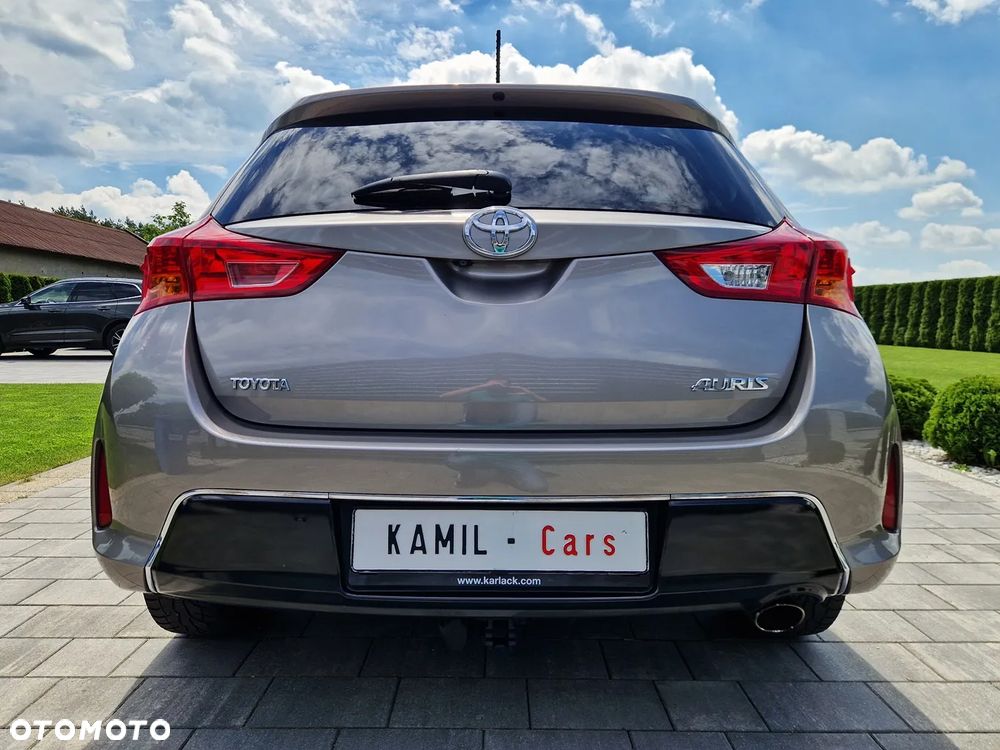 Toyota Auris 1.6 Valvematic Edition - 8