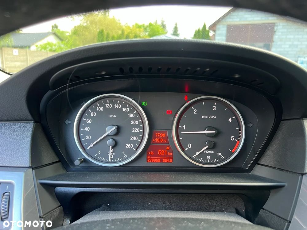 BMW Seria 5 - 17