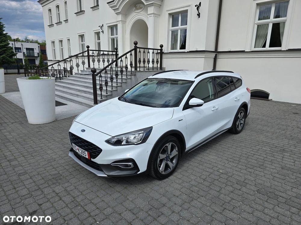 Ford Focus 1.5 TDCi Titanium ASS PowerShift - 2