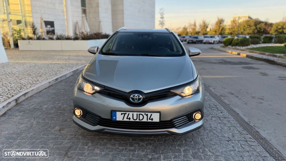 Toyota Auris Touring Sports 1.8 HSD Comfort +P.Techno+P.Sport - 5