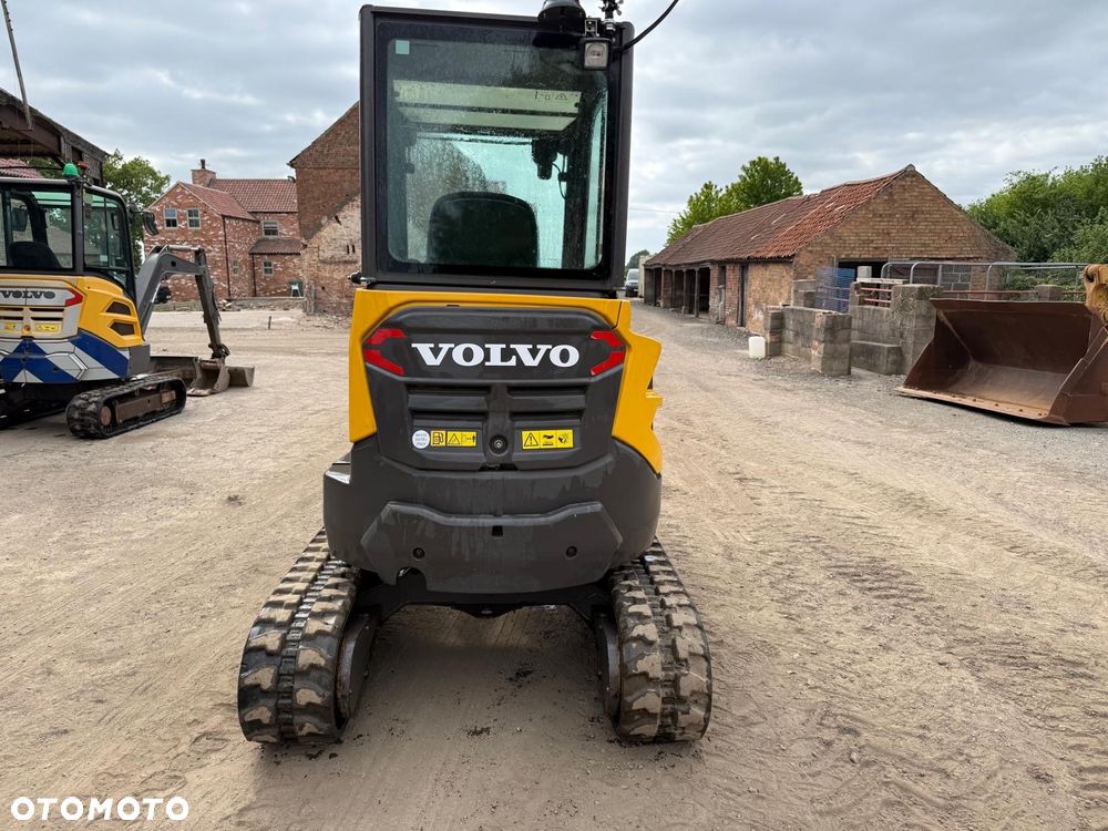 Volvo ECR25D Minikoparka - 8