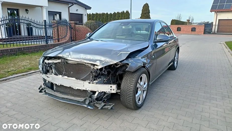 Mercedes-Benz Klasa C 220 (BlueTEC) d 7G-TRONIC Avantgarde - 7