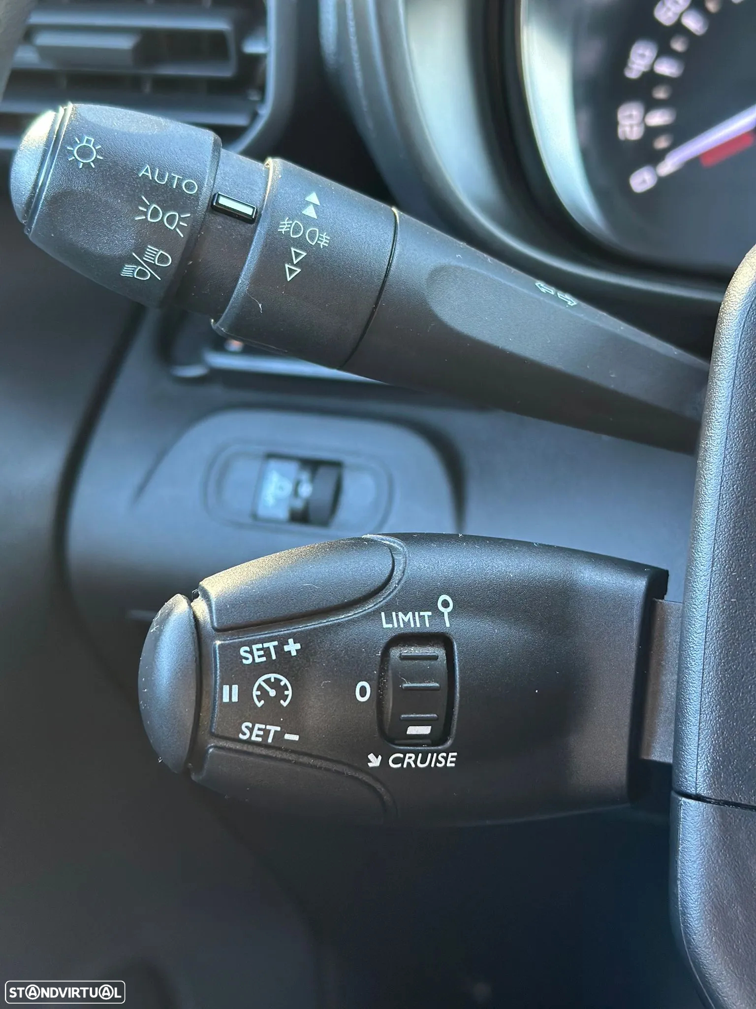 Toyota Proace City Medium 1.5D-4D L1 Business - 19