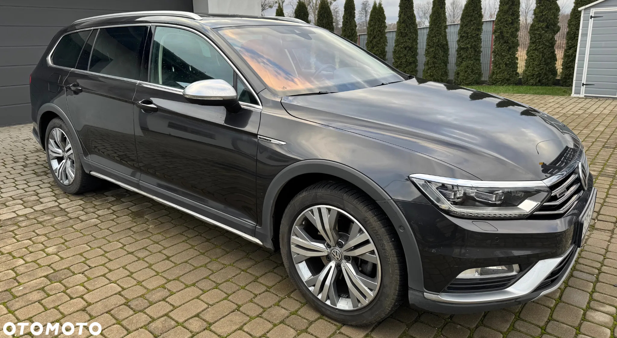 Volkswagen Passat Variant 2.0 TDI SCR DSG 4Motion Alltrack - 4
