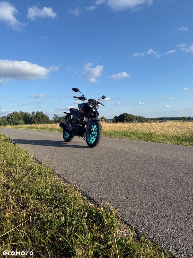 Yamaha MT - 1