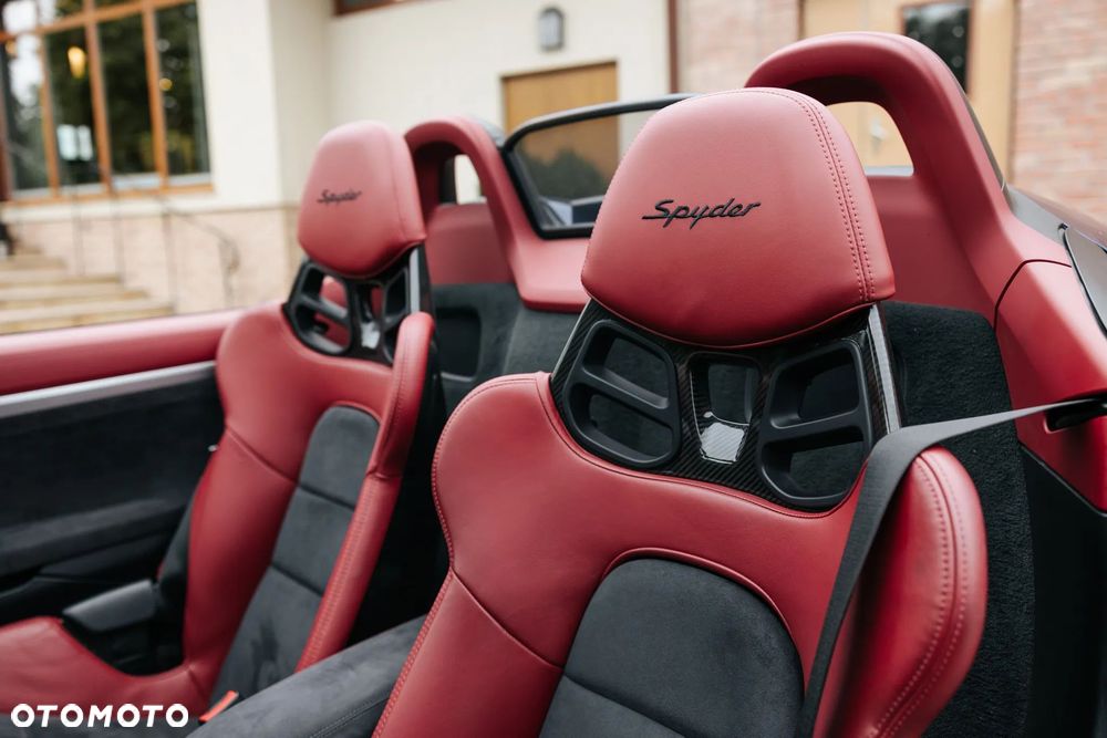 Porsche 718 Boxster Spyder - 14