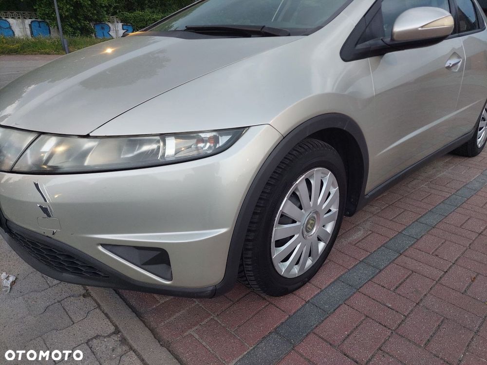 Honda Civic 1.4 Base - 8