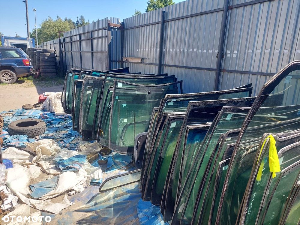 SZYBA CZOŁOWA PRZEDNIA SENSOR DESZCZU FORD FOCUS MK2 MAZOWSZE - 3