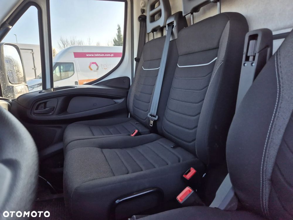 Iveco 70C18 (32755) - 18