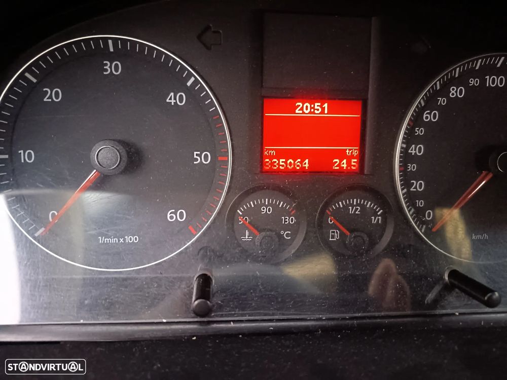 VW Touran 1.9 TDi - 9