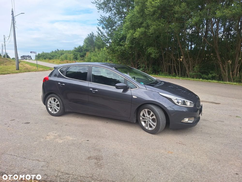 Kia Ceed - 5