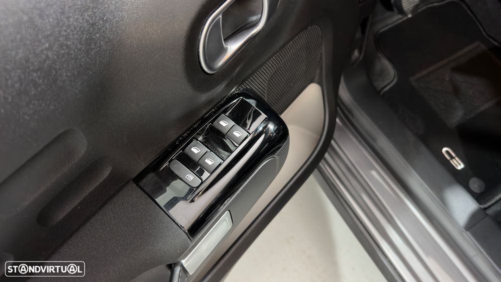 Citroën C3 Pure Tech S&S Shine - 16