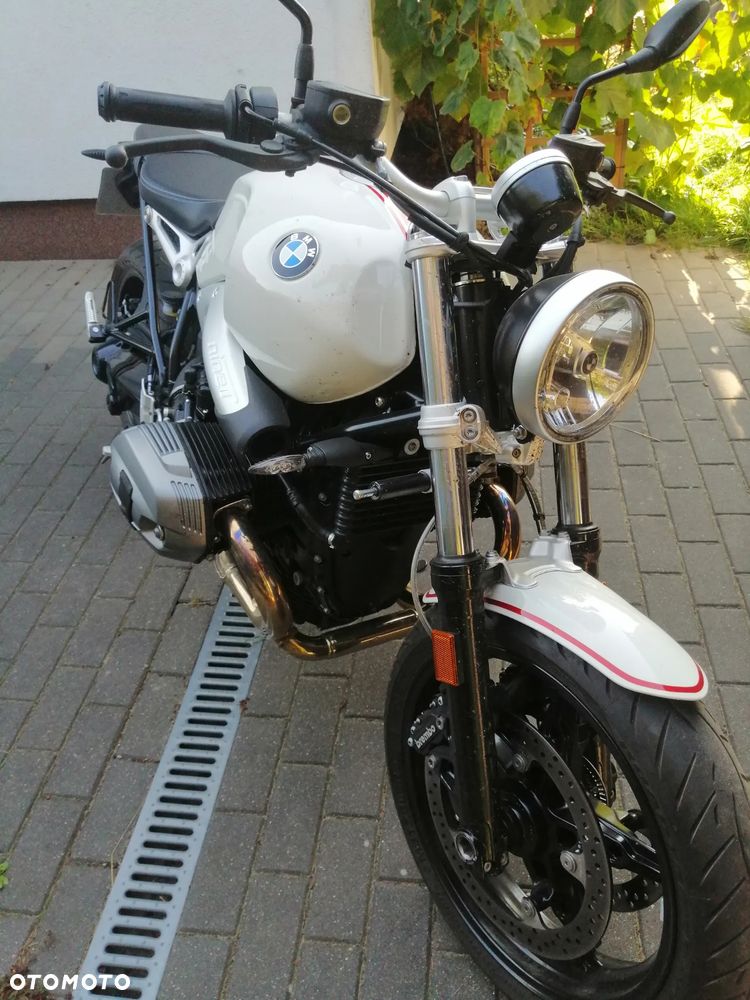 BMW R
