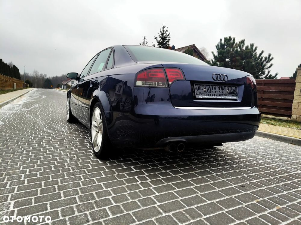 Audi A4 Limousine 2.0 TDI DPF - 9