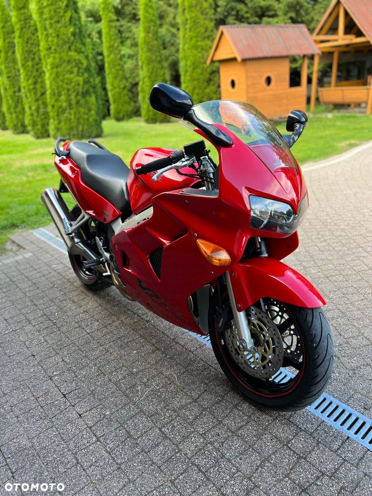 Honda VFR - 7
